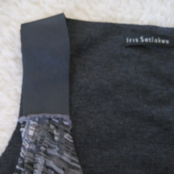 IRIS SETLAKWE Sleeveless Printed Top - Picture 5 of 6